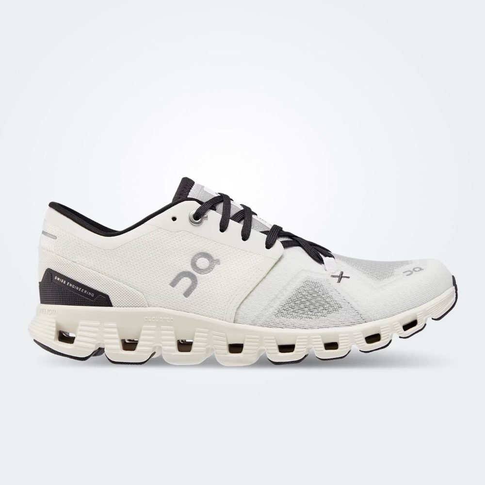 On Cloud Running Cloud X 3 Shoes